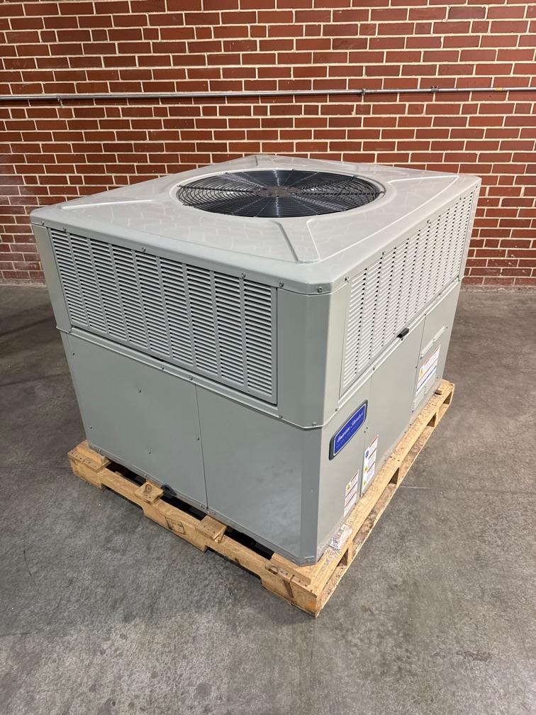 2.5 Ton Single-Stage Convertible Packaged Heat Pump Unit, 13.4 SEER2, 208-230/60/1, R410A