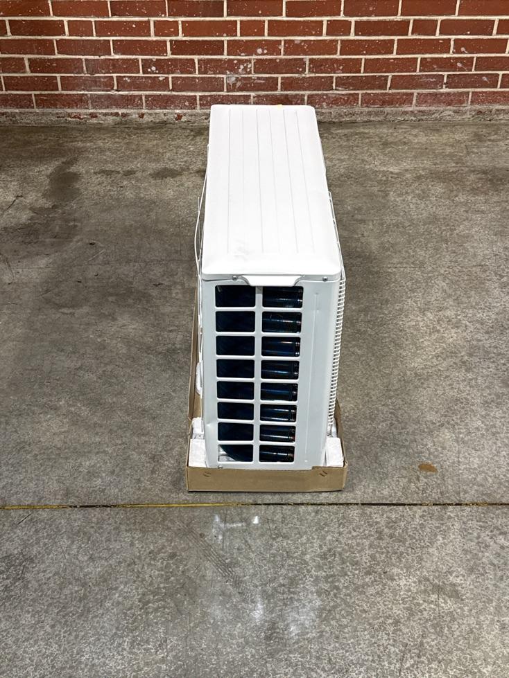 9,000 BTU Single-Zone Outdoor Inverter Heat Pump Mini Split Unit, 22 SEER 115/60/1 R-410A