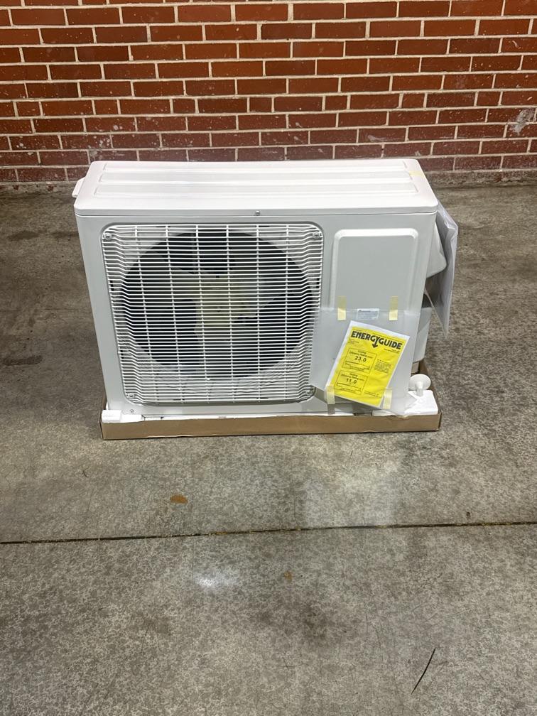 9,100 BTU Single-Zone Outdoor Inverter Heat Pump Mini Split Unit, 23 SEER 208-230/60/1 R-410A