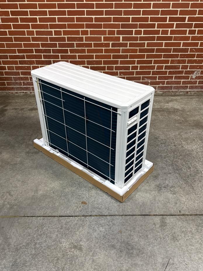 18,000 BTU Single-Zone Outdoor Inverter Heat Pump Mini Split Unit, 23 SEER 208-230/60/1 R-410A