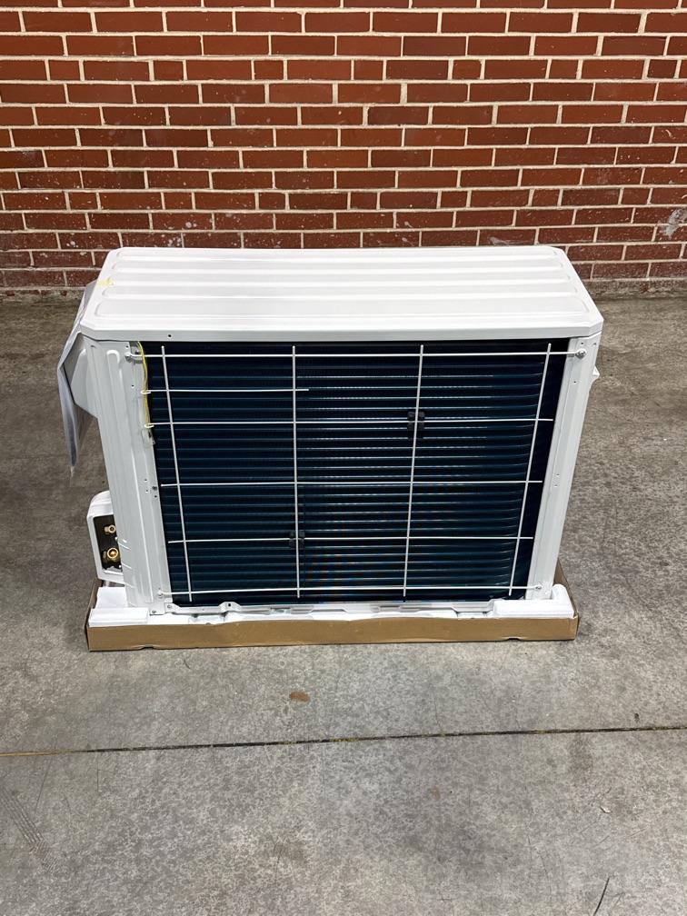 18,000 BTU Single-Zone Outdoor Inverter Heat Pump Mini Split Unit, 23 SEER 208-230/60/1 R-410A