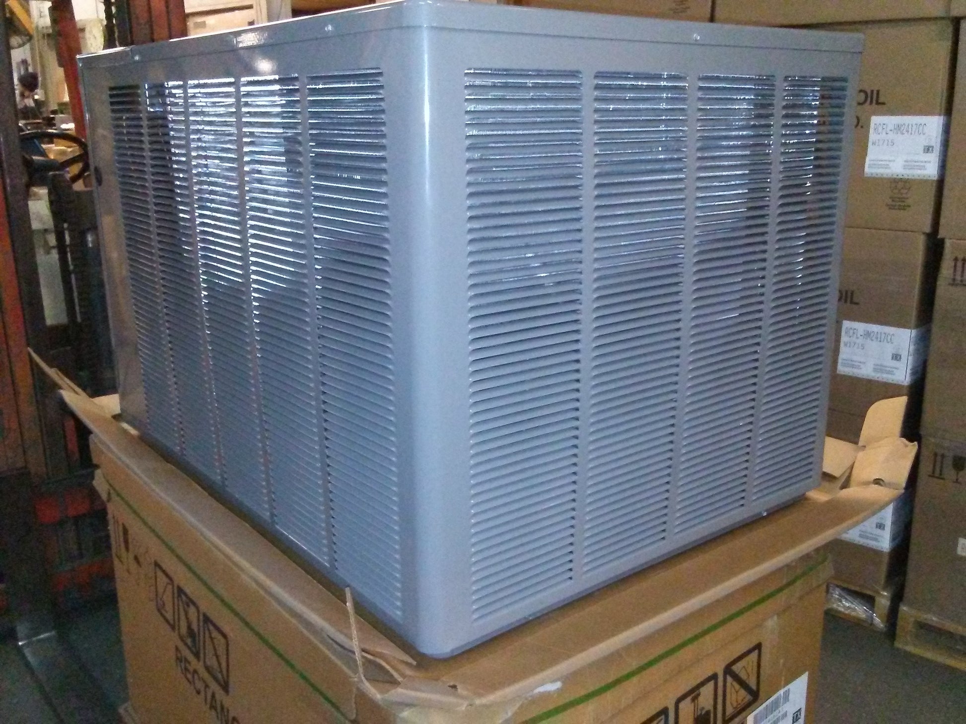 3-1/2 TON SPLIT SYSTEM HEAT PUMP, 13 SEER 208-230/60/3 R-410A