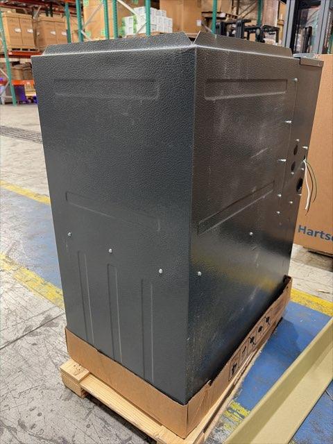 60,000 BTU Low NOx 2-Stg Up/Horz ECM Var Spd Comm Compatible Gas Furnace 96% 115/60/1 CFM: 1200