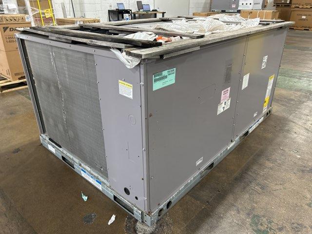 7.5 Ton Two-Stage Convertible Packaged Air Conditioning Unit, 11 EER, 460/60/3, R410A