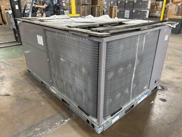 7.5 Ton Two-Stage Convertible Packaged Air Conditioning Unit, 11 EER, 460/60/3, R410A