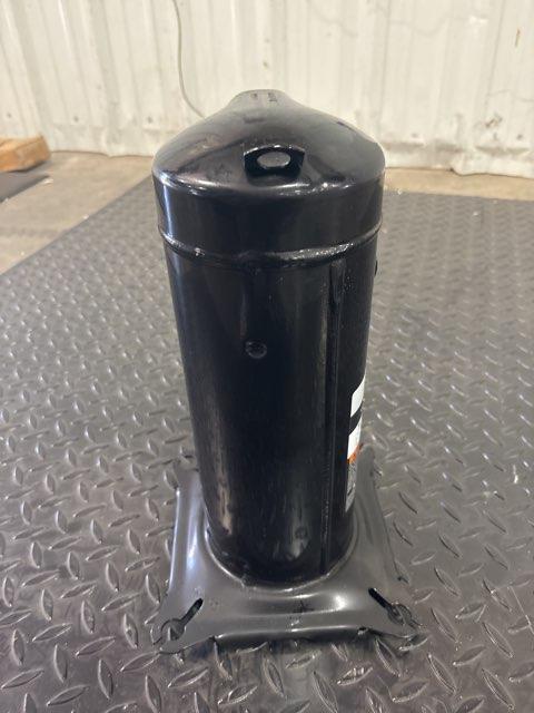 2.5 Ton Single-Stage AC/HP Scroll Compressor 200-230/60/3 R410A