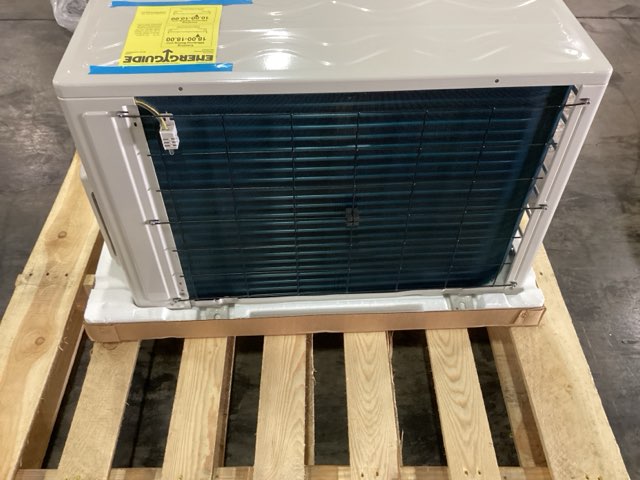 12,000 BTU Single-Zone Outdoor Inverter Heat Pump Mini Split Unit, 18 SEER 208-230/60/1 R-410A