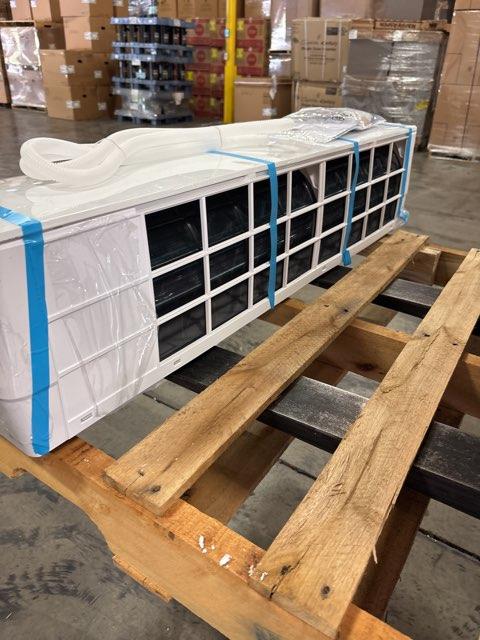 18,000 BTU Single-Zone Indoor Inverter Heat Pump Mini Split Unit, 21 SEER2 208-230/60/1 R-410A