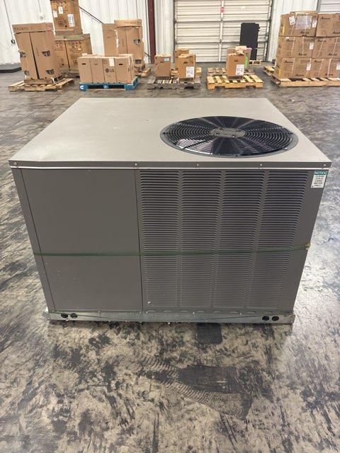 2 Ton Single-Stage Convertible Natural Gas/Electric Packaged Unit, 13.4 SEER2, 208-230/60/1, R410A