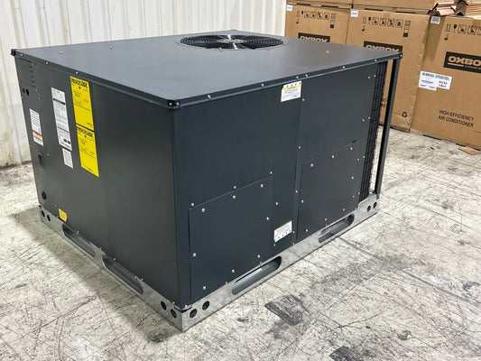2.5 Ton Ultra Low NOx 1-Stage Convertible Natural G/E Packaged Unit, 13.4 SEER2, 230/60/1, R410A