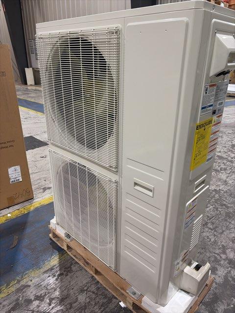 3.5 Ton Variable Speed Split-System Heat Pump 208-230/60/1 R410A 15.2 SEER2