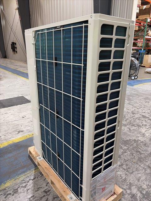 4 Ton Variable Speed Split-System Heat Pump 208-230/60/1 R410A 15.2 SEER2