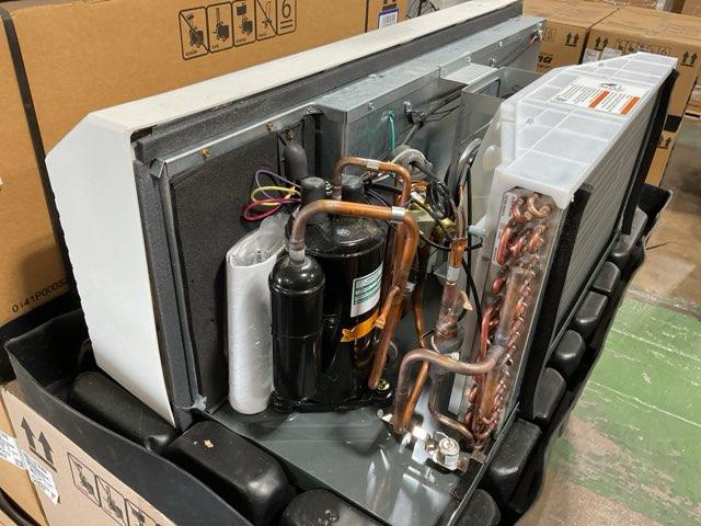 12,000 BTU Packaged Terminal Heat Pump with 5 KW Heat, 208-230/60/1, R-410A