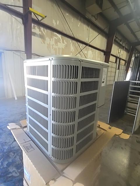 1.5 Ton Single-Stage Split-System Air Conditioner 208-230/60/1 R410A 16 SEER