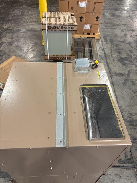 1 Ton Magic Pak Gas/Electric Packaged Thru-The-Wall Unit, 9 EER, 208-230/60/1, R410A