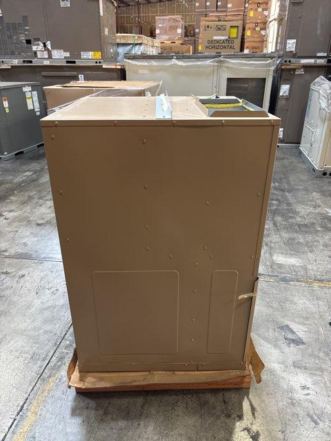 1.5 Ton Magic Pak AC Packaged Thru-The-Wall Unit With 5KW Electric Heat, 9 EER, 208-230/60/1, R410A