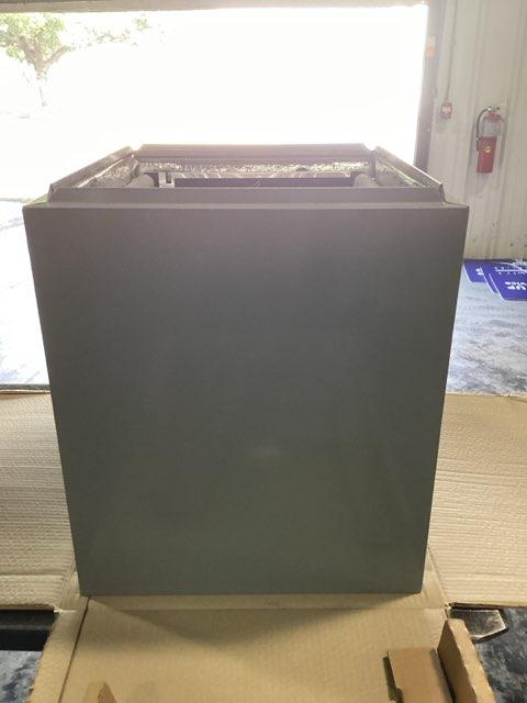 1.5 Ton AC/HP Upflow/Downflow Cased V Coil, R410A CFM 750