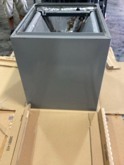 2.5 Ton AC/HP Upflow/Downflow Cased V Coil, R410A CFM 1250