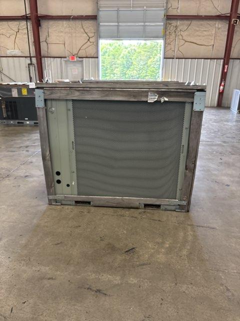 12.5 Ton Three-Stage Convertible Packaged Air Conditioning Unit, 11 EER, 208-230/60/3, R410A