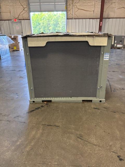 12.5 Ton Two-Stage Convertible Packaged Air Conditioning Unit, 11 EER, 208-230/60/3, R410A
