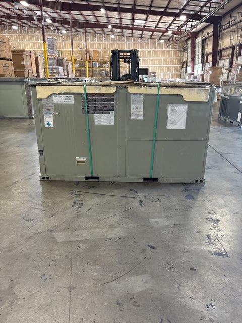 12.5 Ton Two-Stage Convertible Packaged Air Conditioning Unit, 11 EER, 208-230/60/3, R410A