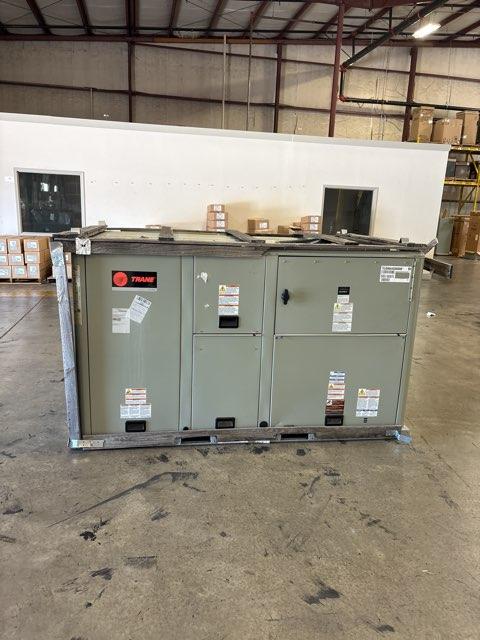 7.5 Ton Three-Stage Convertible Packaged Air Conditioning Unit, 11.2 EER, 460/60/3, R410A