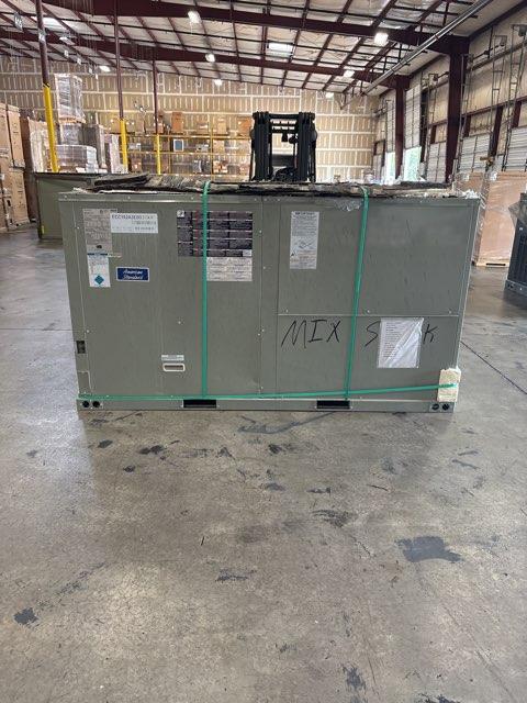 8.5 Ton Two-Stage Convertible Packaged Air Conditioning Unit, 11.2 EER, 208-230/60/3, R410A