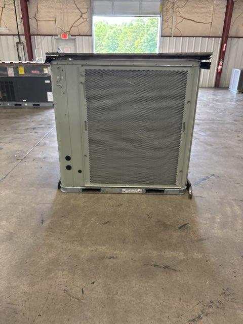 6 Ton Three-Stage Convertible Packaged Air Conditioning Unit, 11.2 EER, 460/60/3, R410A