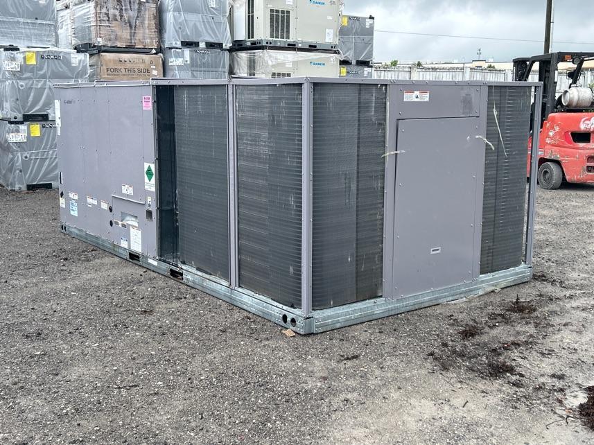 25 Ton Two-Stage Convertible Natural Gas/Electric Packaged Unit, 9.8 EER, 208-230/60/3, R410A