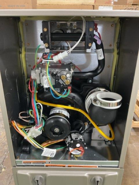 40,000 BTU 2-Stg Multiposition ECM Variable Speed Communicating Gas Furnace 96% 115/60/1 CFM: 1045
