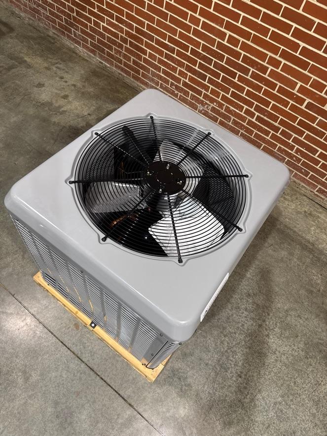 4 Ton Single-Stage Split-System Communicating Compatible Air Conditioner 208-230/60/1 R410A 14 SEER