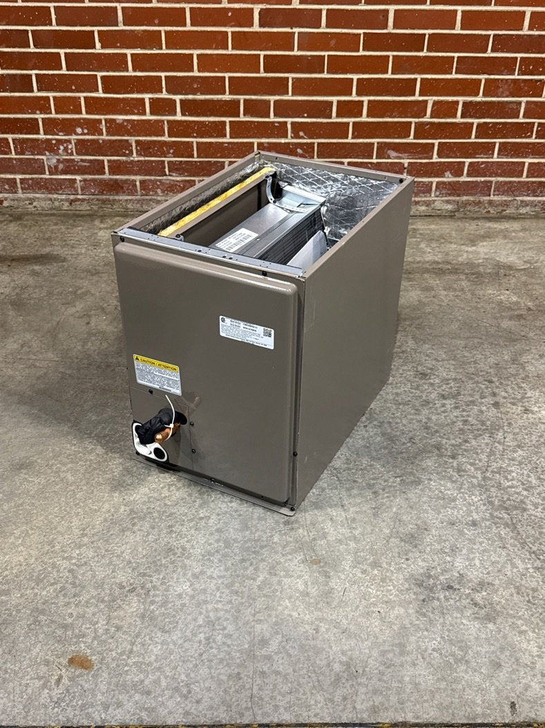2 Ton AC/HP Multiposition Cased N Coil, R410A CFM 800