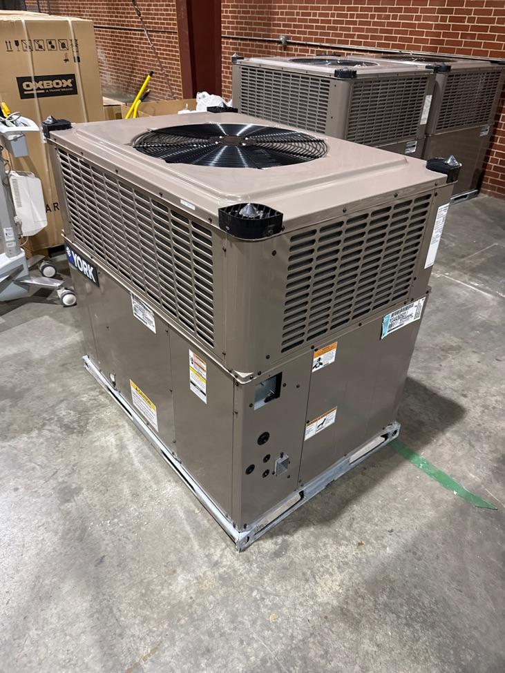 3 Ton Ultra Low NOx Single-Stage Convertible Natural G/E Packaged Unit, 14 SEER, 208-230/60/1, R410A
