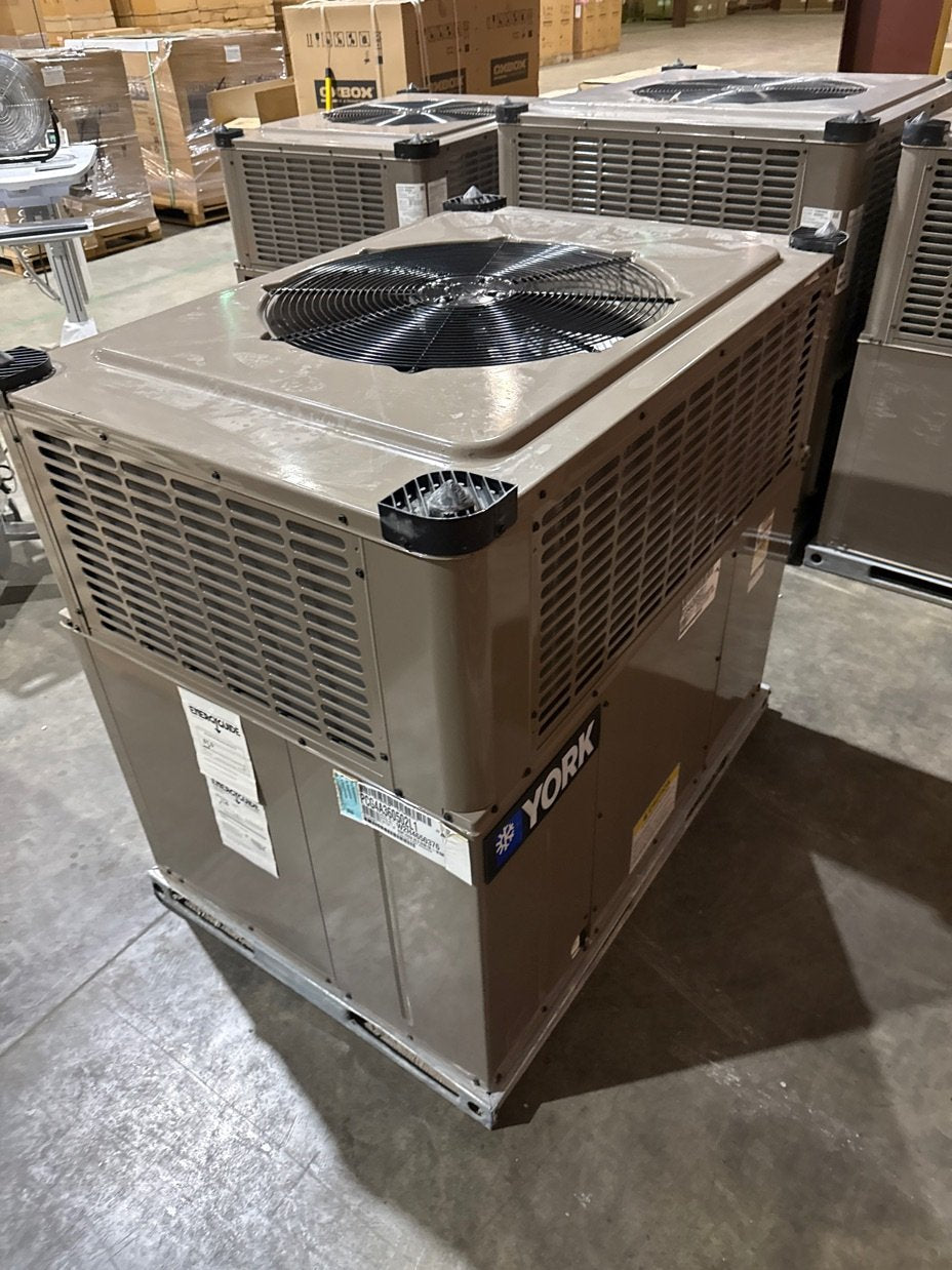3 Ton Ultra Low NOx Single-Stage Convertible Natural G/E Packaged Unit, 14 SEER, 208-230/60/1, R410A
