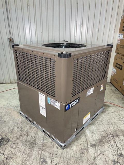 4 Ton Low NOx 2-Stg Conv ECM Var Spd Dual Fuel HP Packaged Unit, 15.2 SEER2, 208-230/60/1, R410A