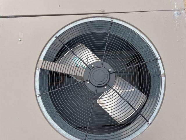 4 Ton Single-Stage Convertible Natural Gas/Electric Packaged Unit, 14 SEER, 208-230/60/3, R410A
