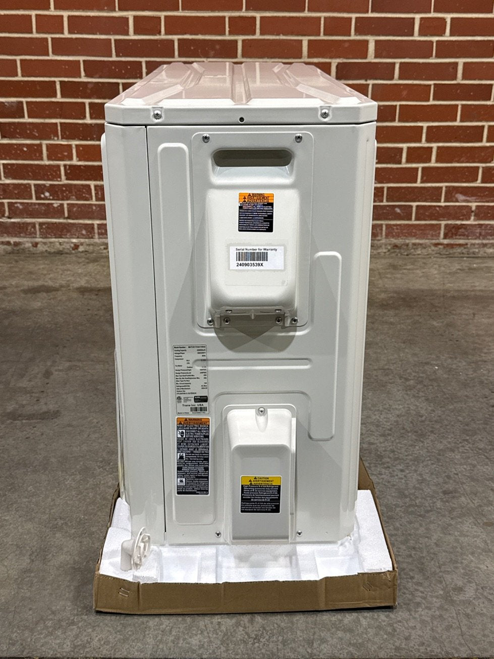 24,000 BTU Single-Zone Outdoor Inverter Air Conditioner Mini Split Unit, 17 SEER 208-230/60/1 R-410A