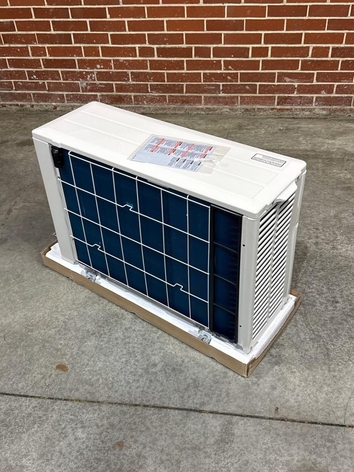 9,000 BTU Single-Zone Outdoor Inverter Heat Pump Mini Split Unit, 18 SEER 208-230/60/1 R-410A