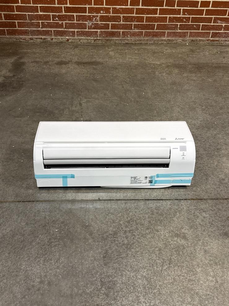 9,000 BTU Single-Zone Indoor Inverter Heat Pump Mini Split Unit, 18 SEER 208-230/60/1 R-410A