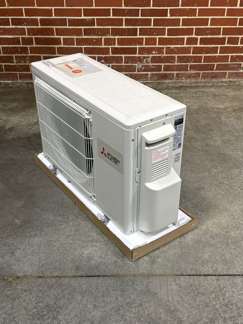 9,000 BTU Single-Zone Outdoor Inverter Heat Pump Mini Split Unit, 28.4 SEER 208-230/60/1 R-410A