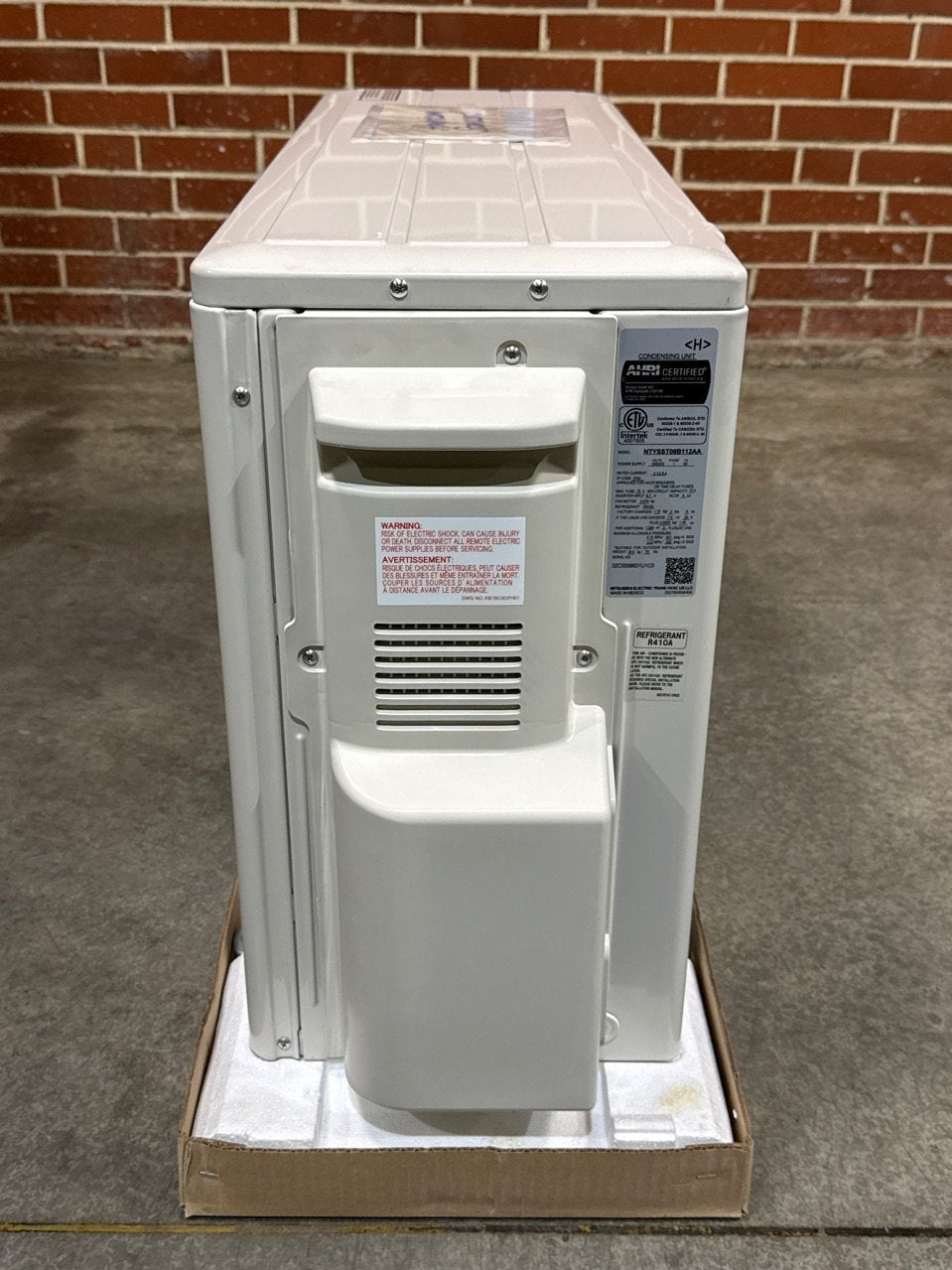 9,000 BTU Single-Zone Outdoor Inverter AC Mini Split Unit, 27 SEER 208-230/60/1 R-410A