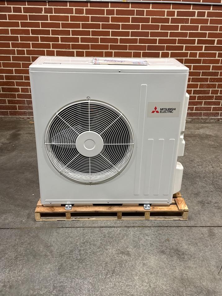 18,000 BTU Single-Zone Outdoor Inverter AC Mini Split Unit, 20.5 SEER 208-230/60/1 R-410A