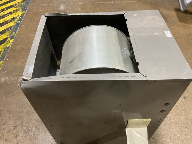 98,000 BTU Low NOx 2-Stg Multiposition ECM Var Spd Communicating Gas Furnace 96% 115/60/1 CFM: 1320
