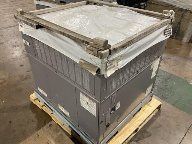 3 Ton Ultra Low NOx Two-Stage Convertible Natural G/E Packaged Unit, 15.2 SEER2, 208-230/60/1, R410A