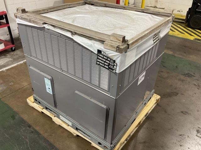 3 Ton Ultra Low NOx Two-Stage Convertible Natural G/E Packaged Unit, 15.2 SEER2, 208-230/60/1, R410A