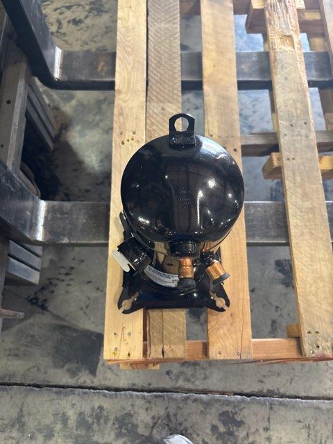 2.5 Ton Single-Stage AC/HP Scroll Compressor 208/230/60/1 R410A