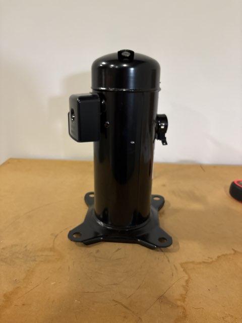 2.5 Ton Two-Stage AC Scroll Compressor 208/230/60/1 R410A