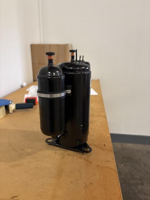 1.5 Ton AC/HP Rotary Compressor 208/230/60/1 R410A