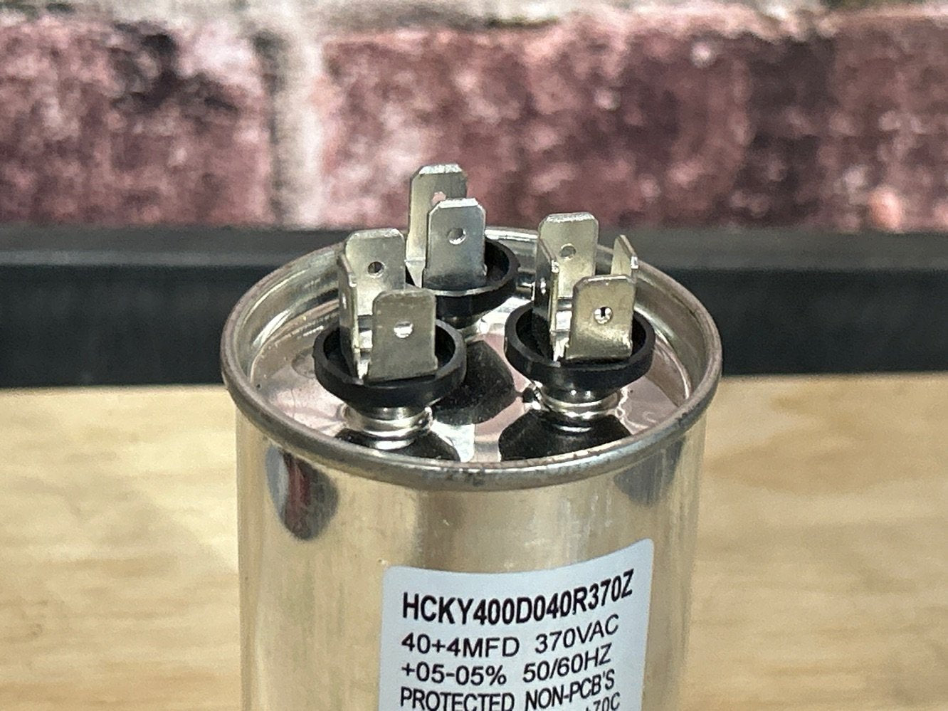 370 Vac, 40+4MFD 50/60 Hz, Round Capacitor