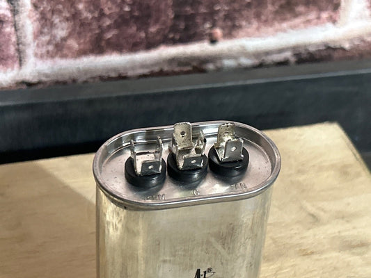 370 Vac, 40+3MFD 50/60 Hz, Oval Capacitor